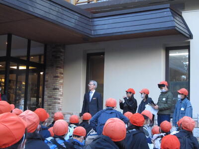 The entrance ceremony 2